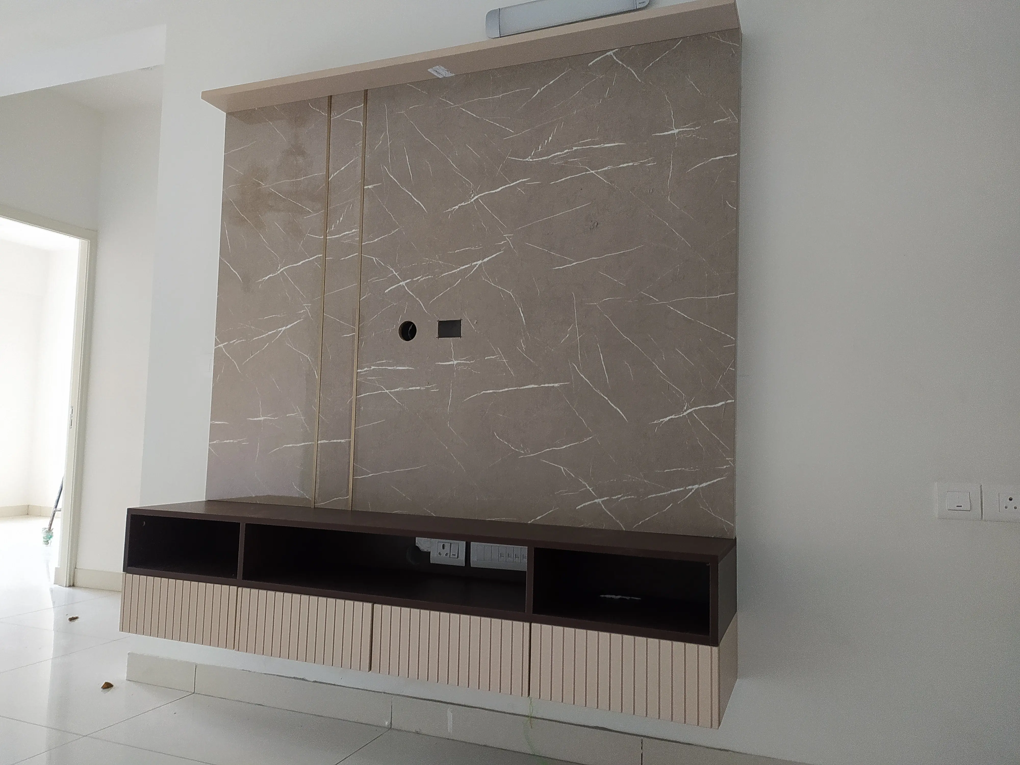 TV Units